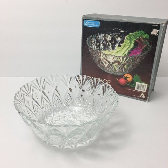 80s Large Glass Serving Bowl - Picture 1 of 9